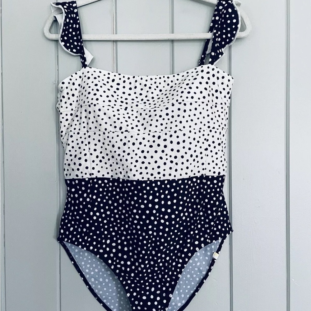 Summersalt The Ruffle Oasis one piece suit size 12